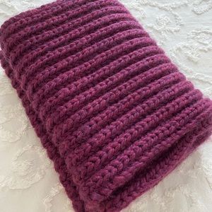Warm hand-made scarf, burgundy color, oversized